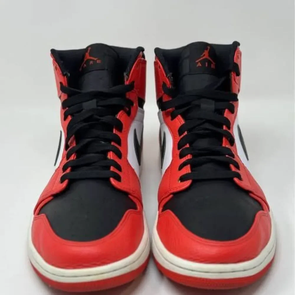 Air Jordan 1 Retro High Rare Air Chicago